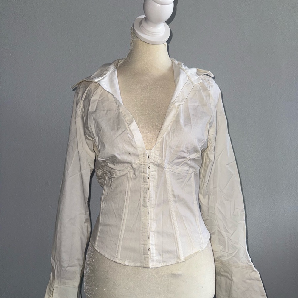 Younique White Button-Front Long Sleeve Corset-Style Shirt